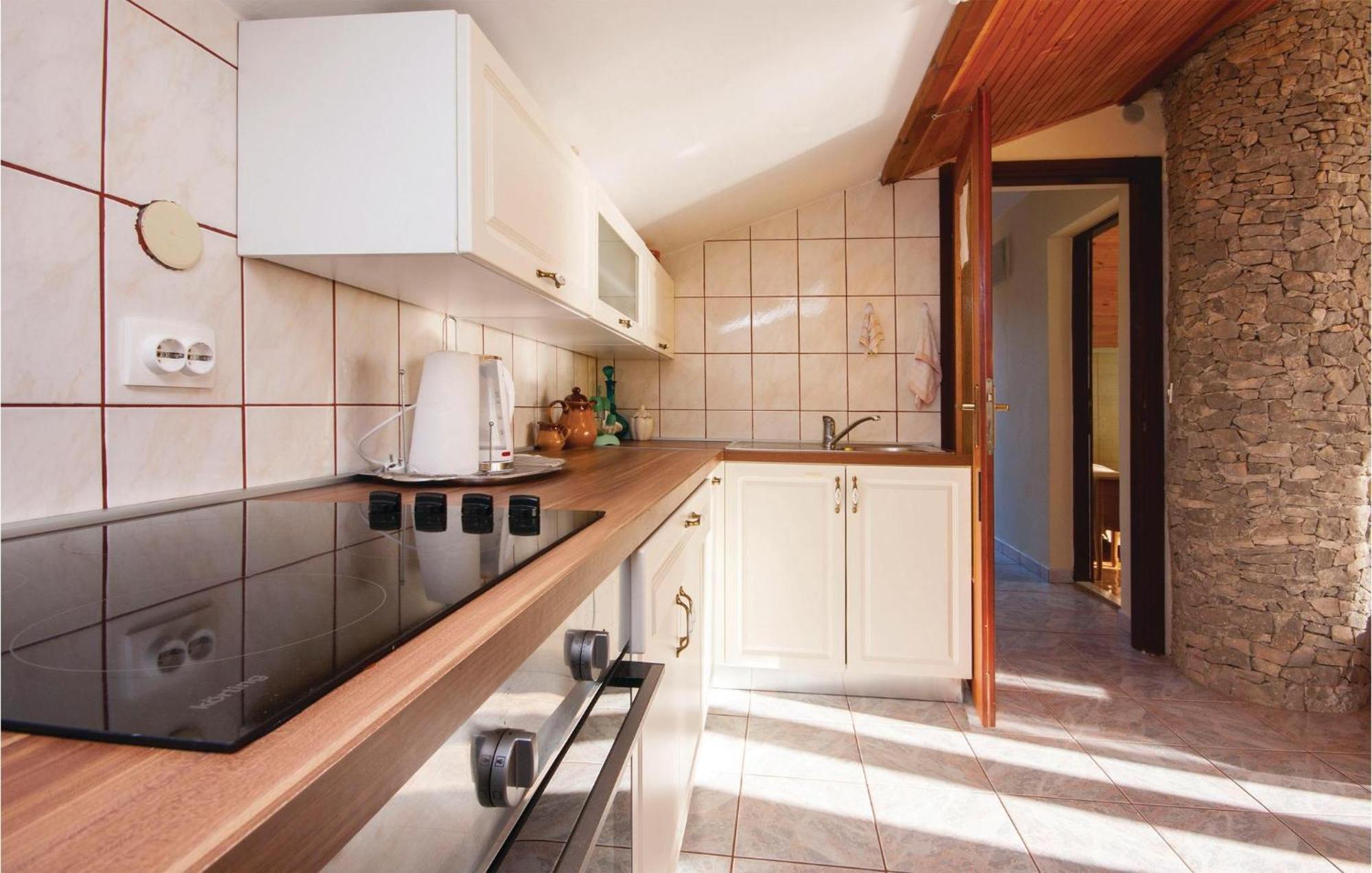 Awesome Apartment In Jadrija With Wifi Exteriér fotografie